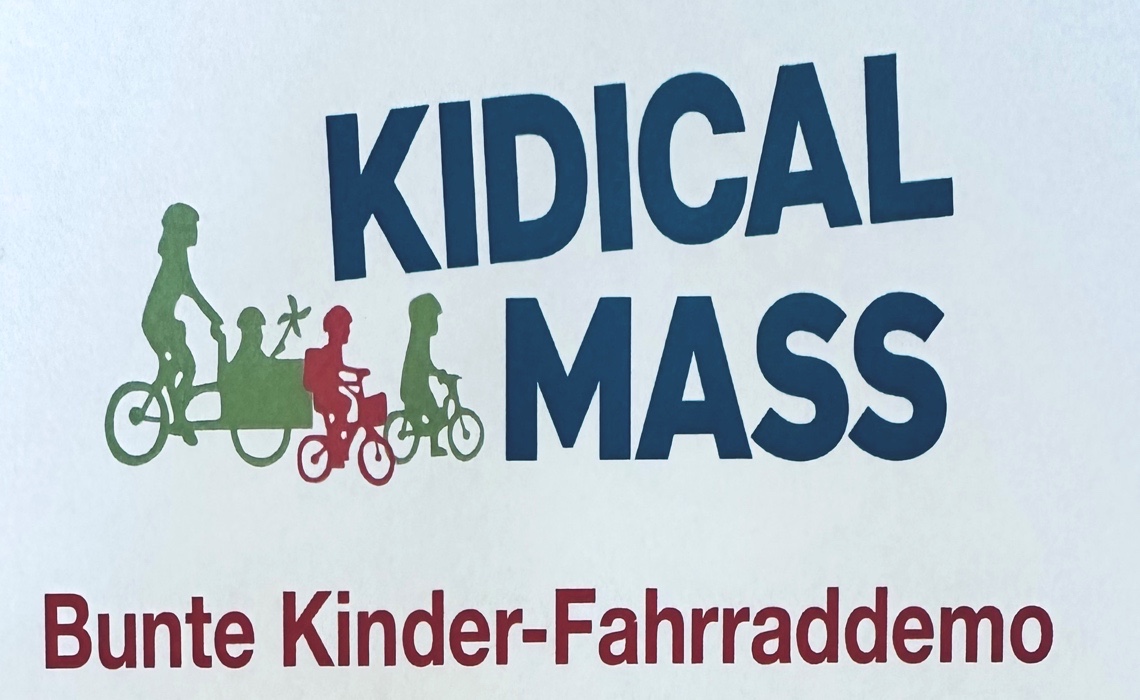 Kinder-Fahrraddemo in Korbach